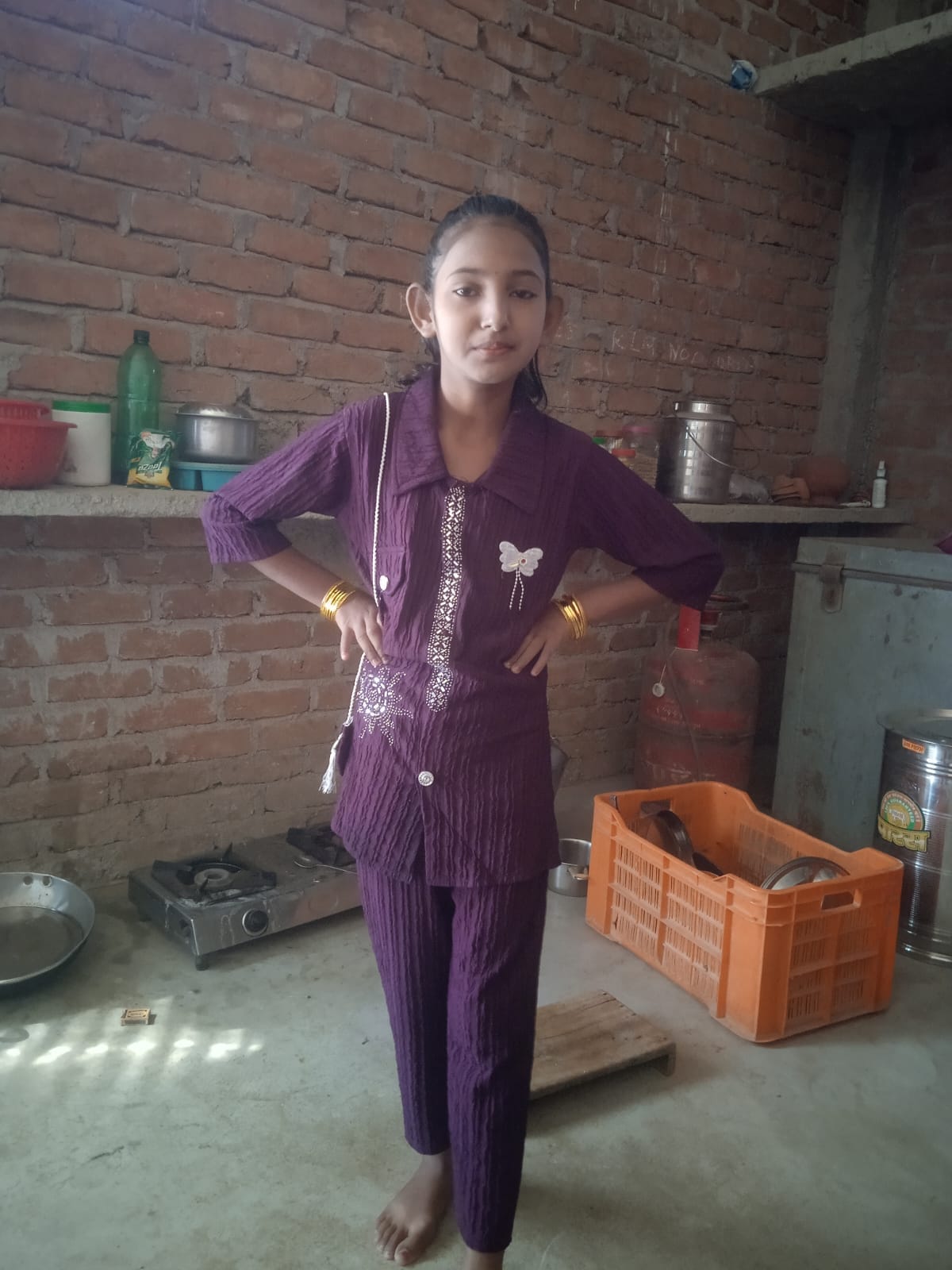 फोटो -40- सीएचसी में मौजूद परिजन। स्रोत ग्रामीण