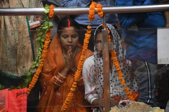  ज्येष्ठ माह के पांचवें बड़े मंगल पर पूरा शहर बजरंगबली की भक्ति में डूबा नजर आया।