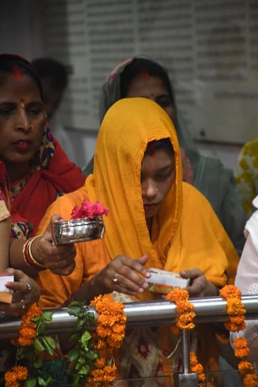  ज्येष्ठ माह के पांचवें बड़े मंगल पर पूरा शहर बजरंगबली की भक्ति में डूबा नजर आया।