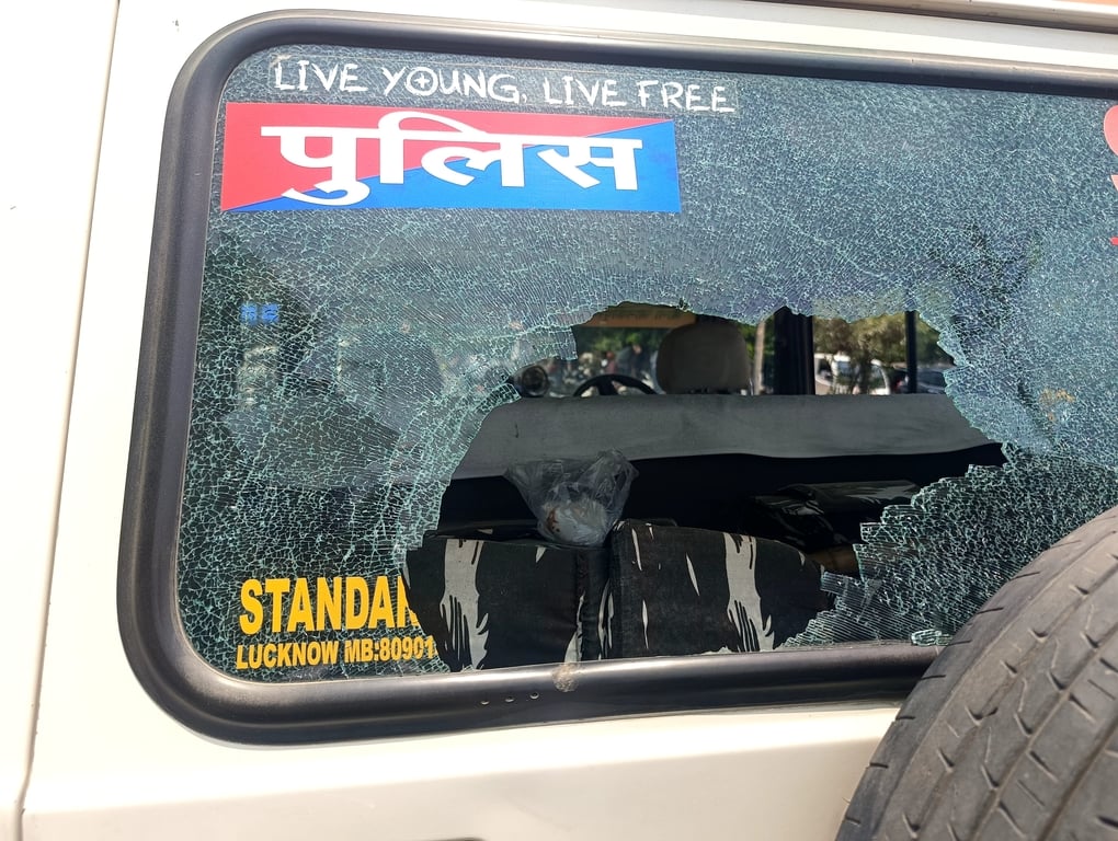 पुलिस की गिरफ्त में आरोपी दिनेश व जगन्नाथ।