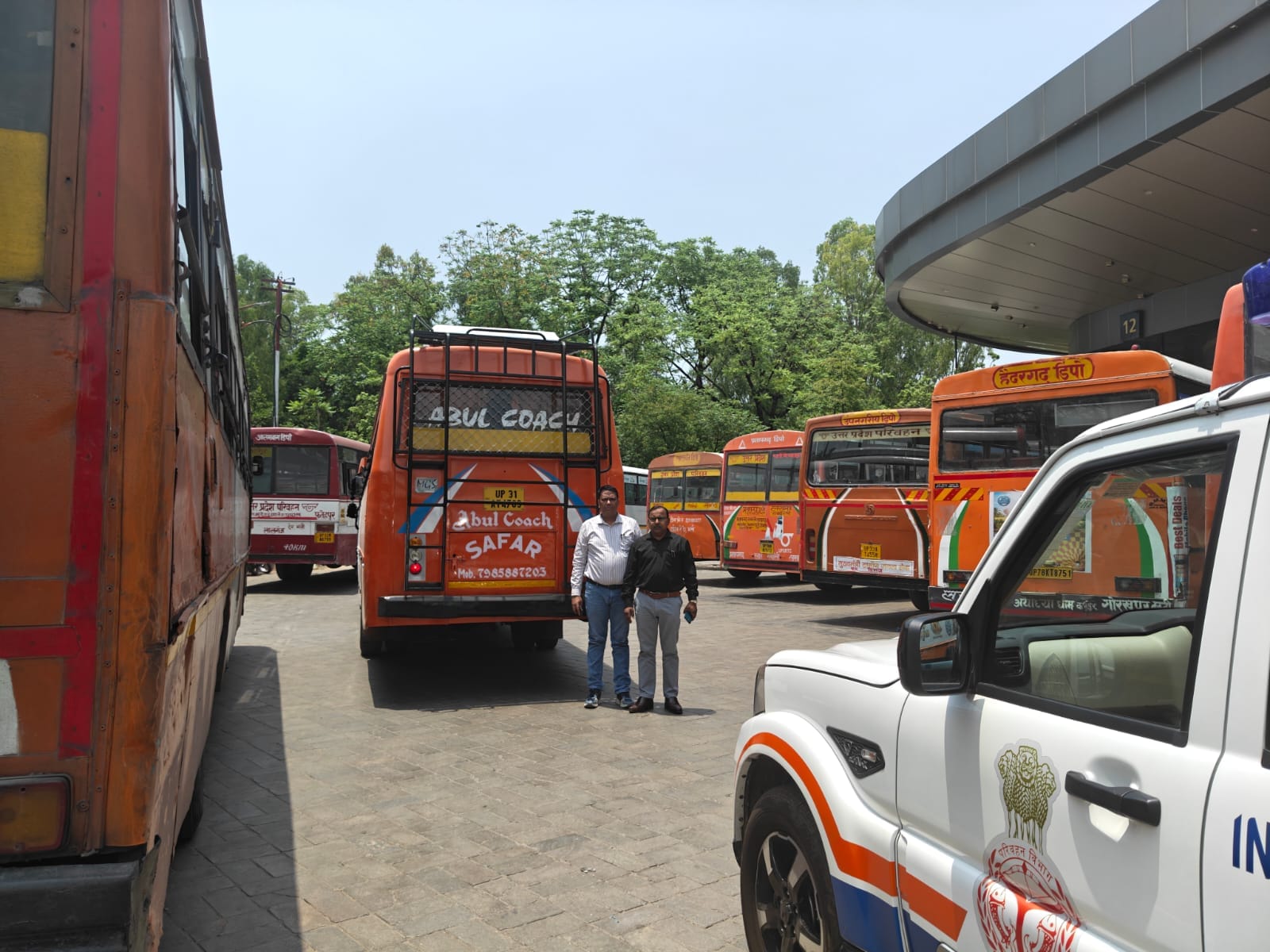 रोडवेज के रंग में बस को कलर करवाकर कर रहे थे डग्गामारी, बस सीज रोडवेज के रंग में बस को कलर करवाकर कर रहे थे डग्गामारी, बस सीज