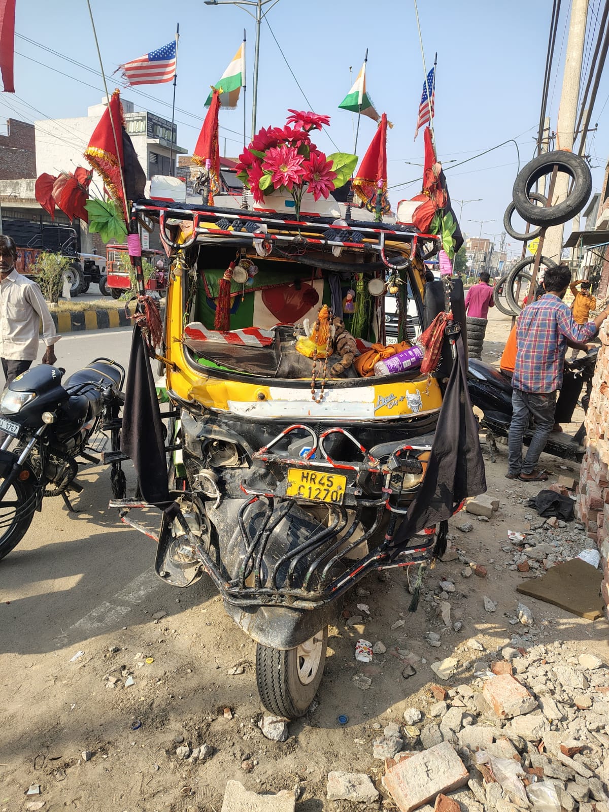घायल ओम कुमार व रजत। संवाद घायल ओम कुमार व रजत। संवाद