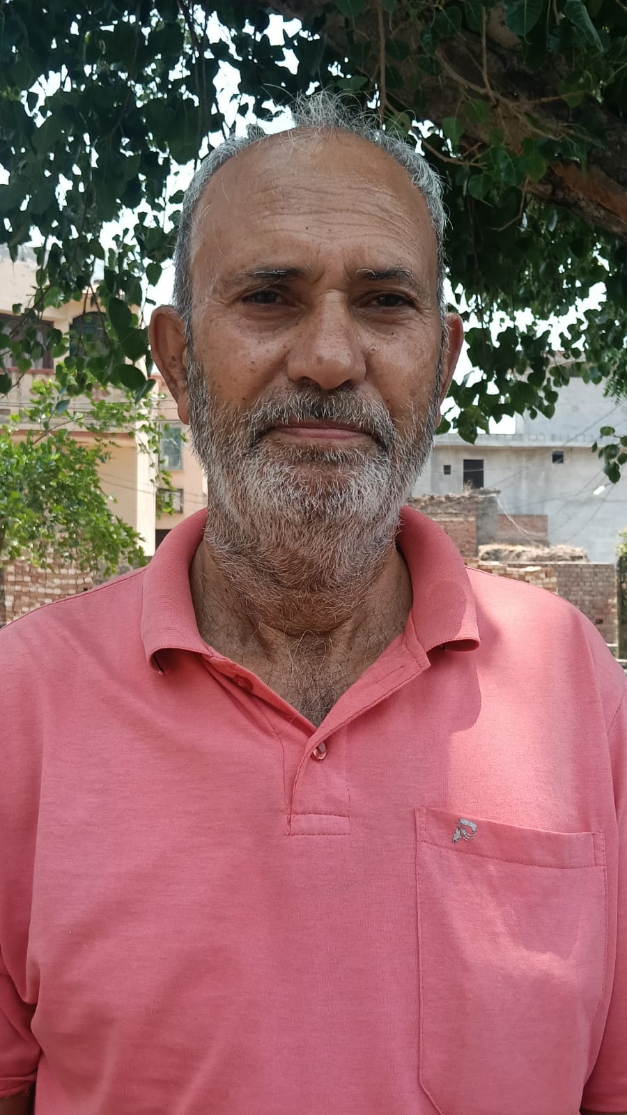 गांव के बीच में स्थित शहीद भगत सिंह चौक। संवाद गांव के बीच में स्थित शहीद भगत सिंह चौक। संवाद