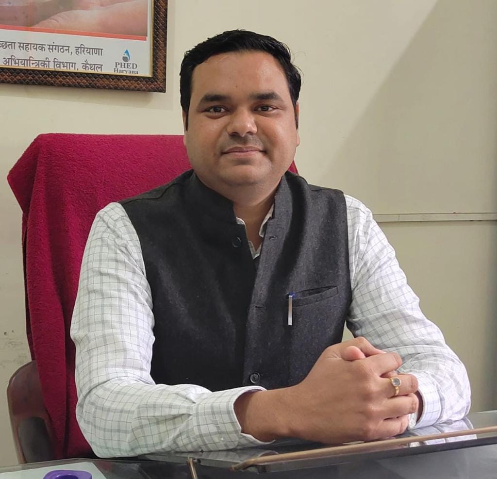 गांव के बीच में स्थित शहीद भगत सिंह चौक। संवाद गांव के बीच में स्थित शहीद भगत सिंह चौक। संवाद