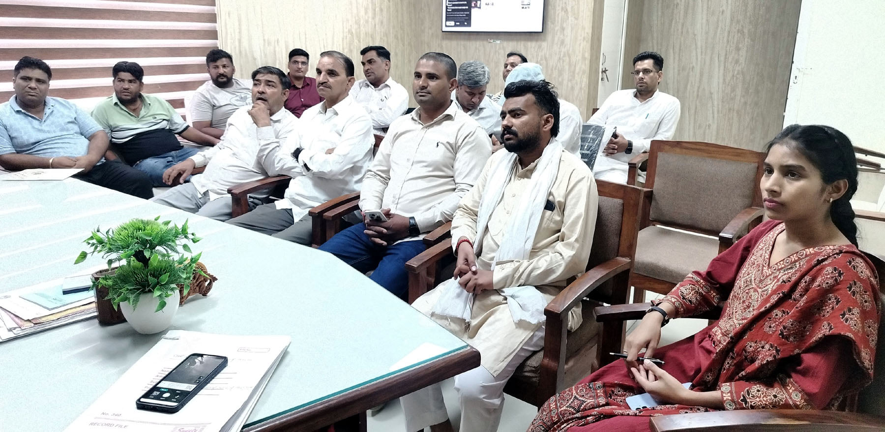 कलायत नगरपालिका में ठोस कचरा प्रबंधन को लेकर आयोजित बैठक। संवाद कलायत नगरपालिका में ठोस कचरा प्रबंधन को लेकर आयोजित बैठक। संवाद