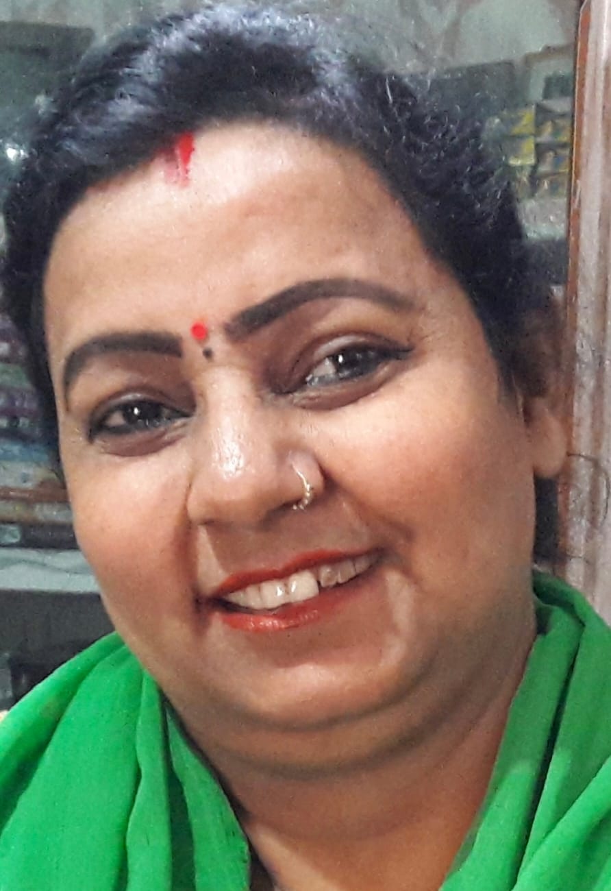 नई बस्ती पावर हाउस सिटी लगाने का काम करते हुए कर्मचारी। स्रोत कर्मचारी