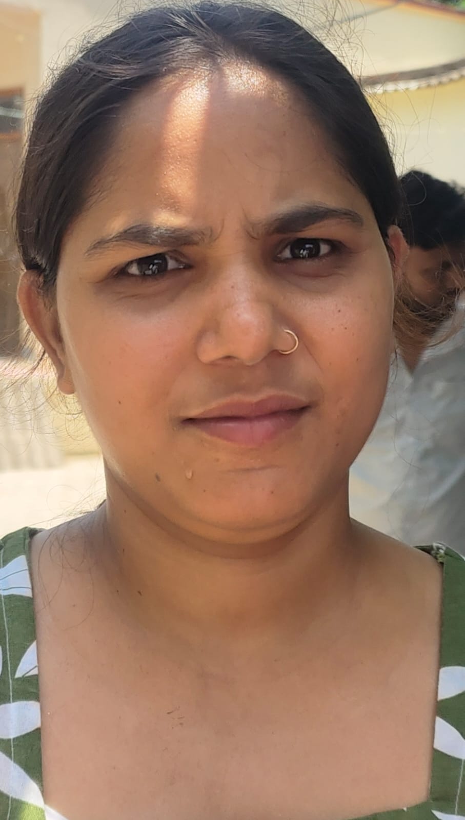 डीएस कॉलेज में हो रही अभ्यर्थियों की तलाशी। संवाद डीएस कॉलेज में हो रही अभ्यर्थियों की तलाशी। संवाद