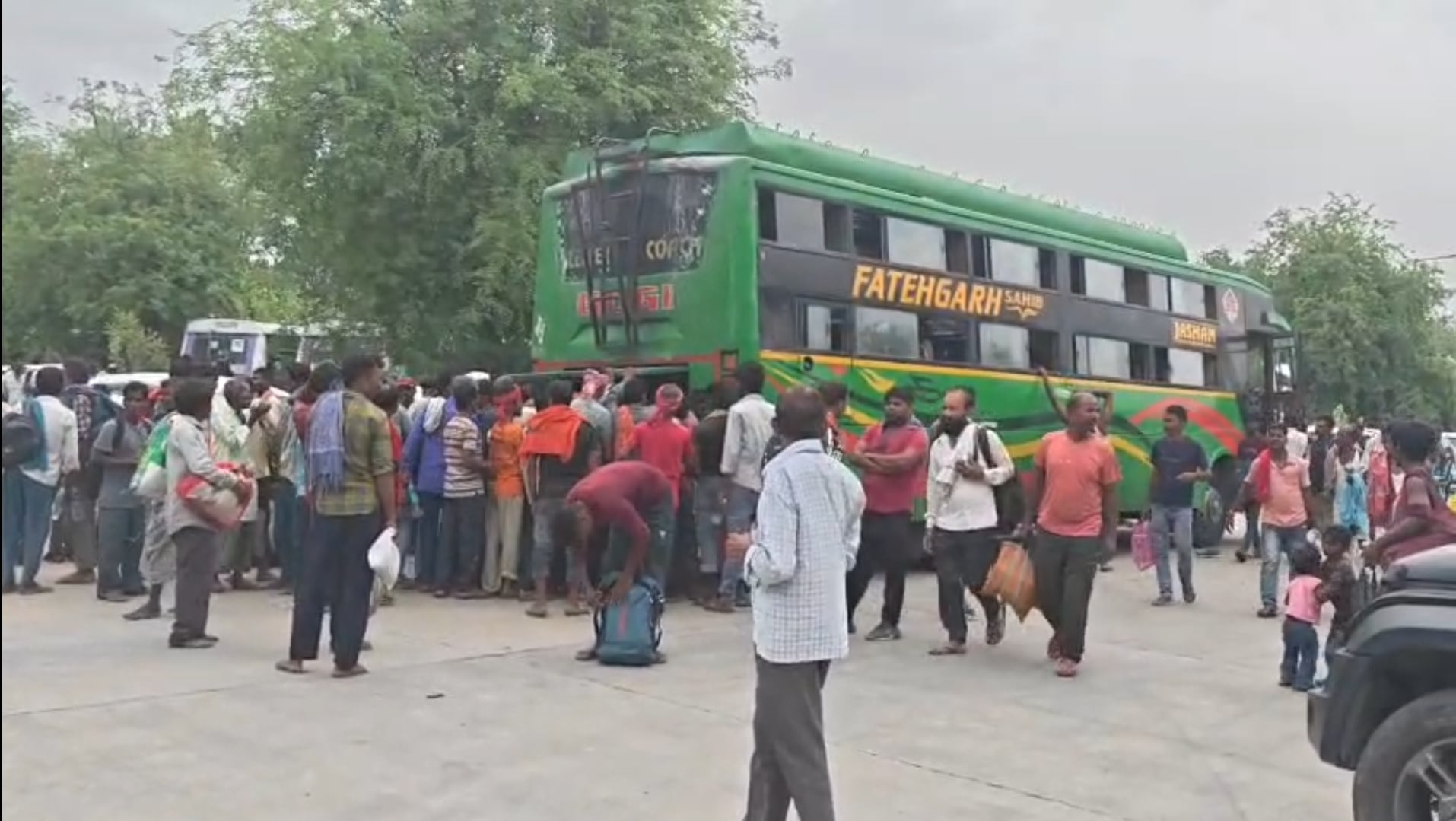 इसी बस को किया गया है सीज।