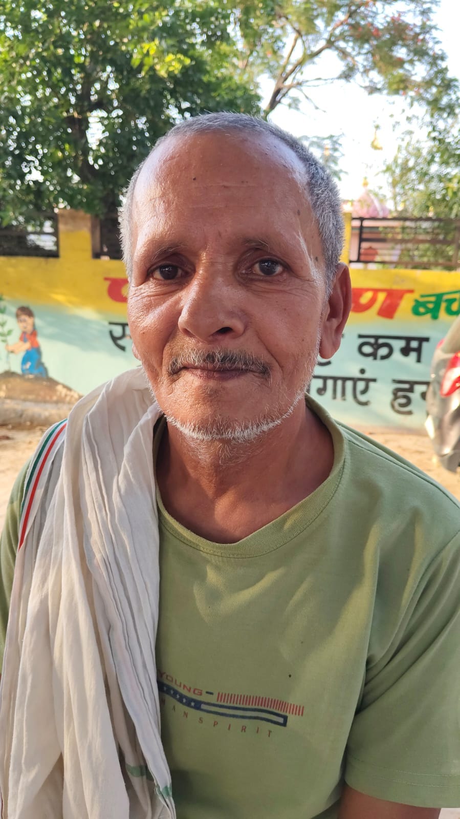 क्योड़क के राजीव गांधी खेल स्टेडियम में खस्ताहाल में खेल उपकरण। संवाद