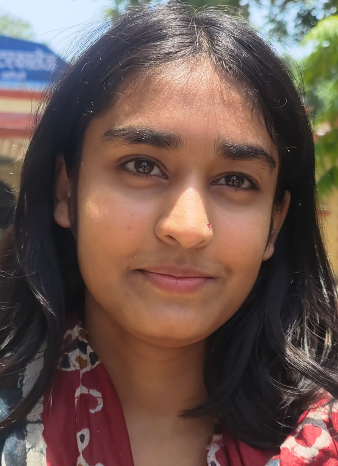 राजकीय इंटर कॉलेज गेट पर उतरवा कर लटकाया गया ताबीज। संवाद