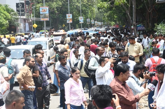 राजधानी में सोमवार को 55 केंद्रों पर पुलिस सिपाही भर्ती की लिखित परीक्षा दो पालियों में आयोजित राजधानी में सोमवार को 55 केंद्रों पर पुलिस सिपाही भर्ती की लिखित परीक्षा दो पालियों में आयोजित