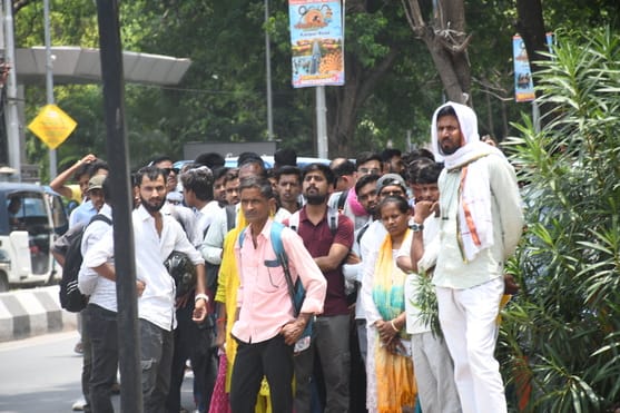 राजधानी में सोमवार को 55 केंद्रों पर पुलिस सिपाही भर्ती की लिखित परीक्षा दो पालियों में आयोजित राजधानी में सोमवार को 55 केंद्रों पर पुलिस सिपाही भर्ती की लिखित परीक्षा दो पालियों में आयोजित