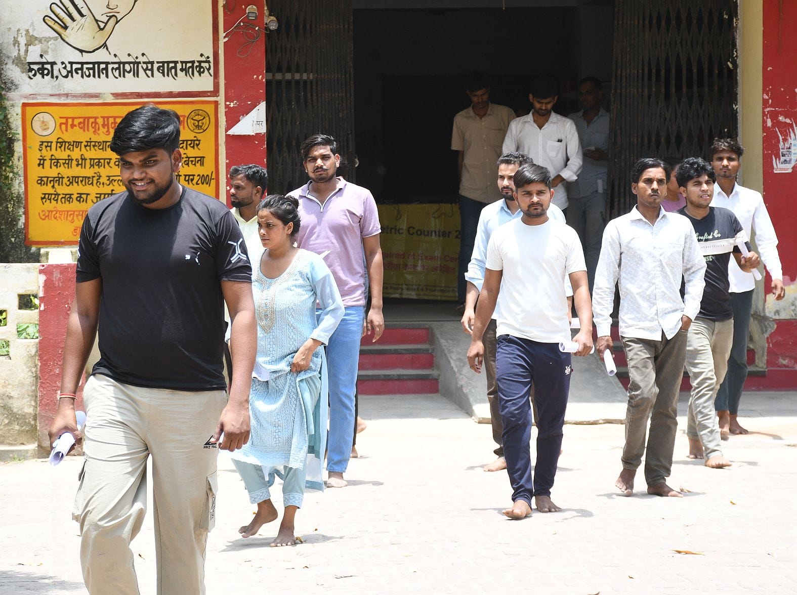 राजधानी में सोमवार को 55 केंद्रों पर पुलिस सिपाही भर्ती की लिखित परीक्षा दो पालियों में आयोजित राजधानी में सोमवार को 55 केंद्रों पर पुलिस सिपाही भर्ती की लिखित परीक्षा दो पालियों में आयोजित