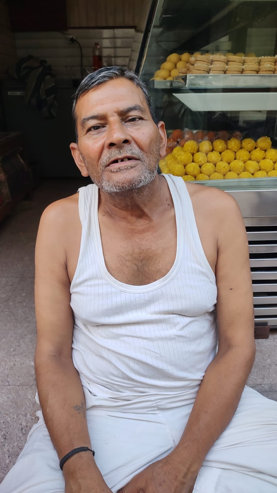 सरधना। मोहल्ला जोगियान निवासी सतीश। संवाद
