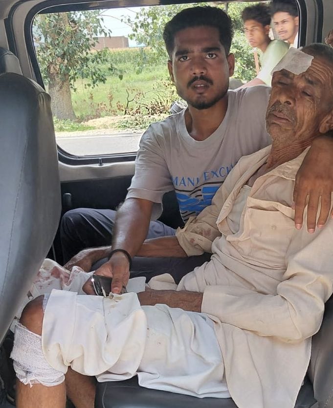 दुर्घटना में धायल बाइक चालक जफरुद्दीन। संवाद