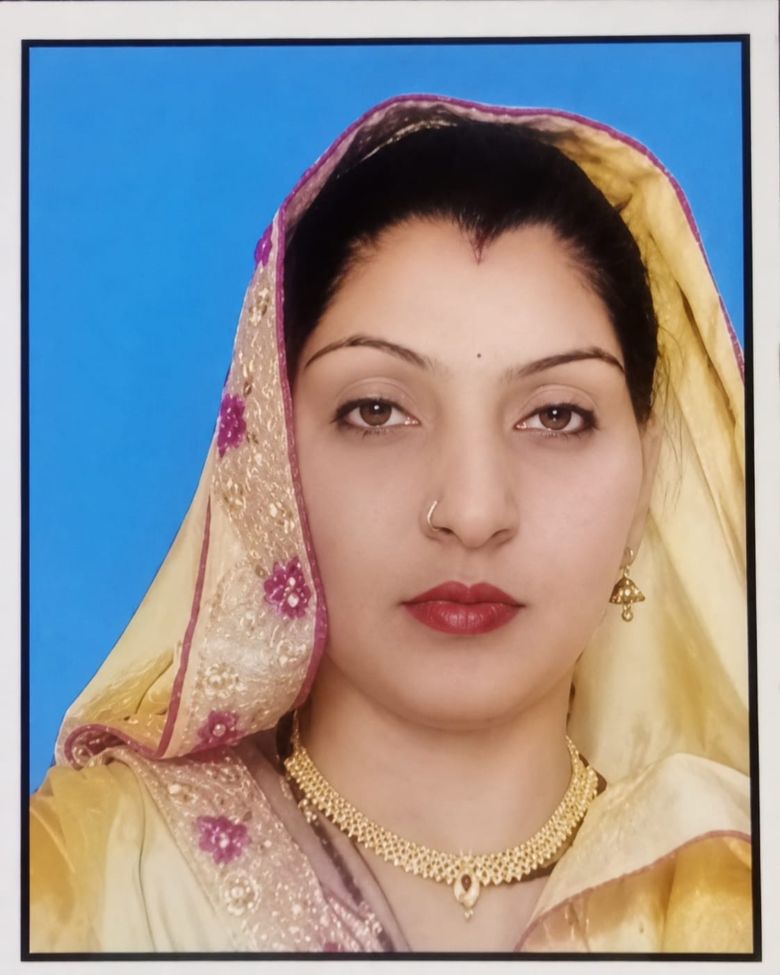 9 जुलाना 01: करसोला गांव में महिलाओं को जागरूक करते स्वास्थ्य विभाग के कर्मचारी। 9 जुलाना 01: करसोला गांव में महिलाओं को जागरूक करते स्वास्थ्य विभाग के कर्मचारी।
