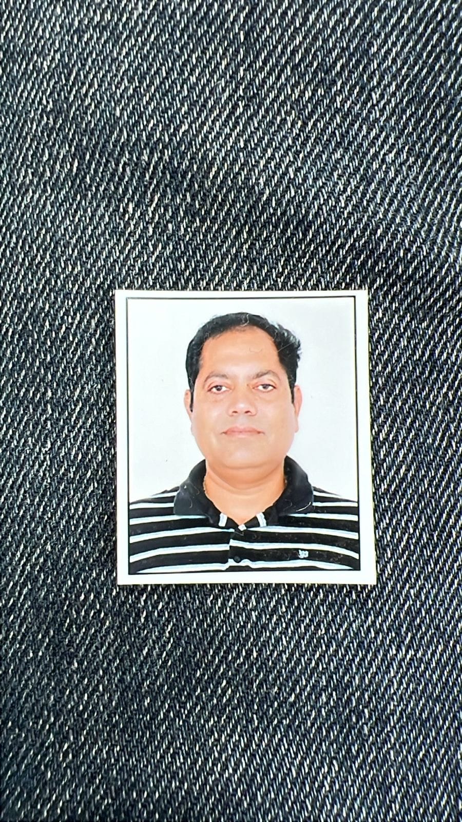 गांव में स्थित महाभारत कालीन वृक्ष। संवाद