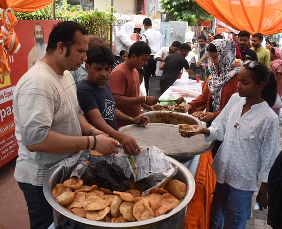 मंगलवार को पूरा शहर बजरंगबली की भक्ति में सराबोर नजर आया मंगलवार को पूरा शहर बजरंगबली की भक्ति में सराबोर नजर आया