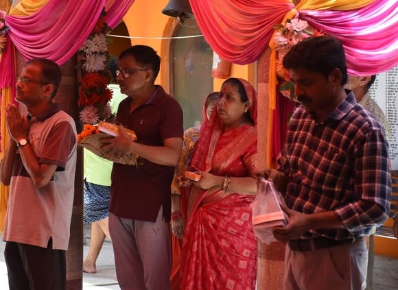 मंगलवार को पूरा शहर बजरंगबली की भक्ति में सराबोर नजर आया मंगलवार को पूरा शहर बजरंगबली की भक्ति में सराबोर नजर आया