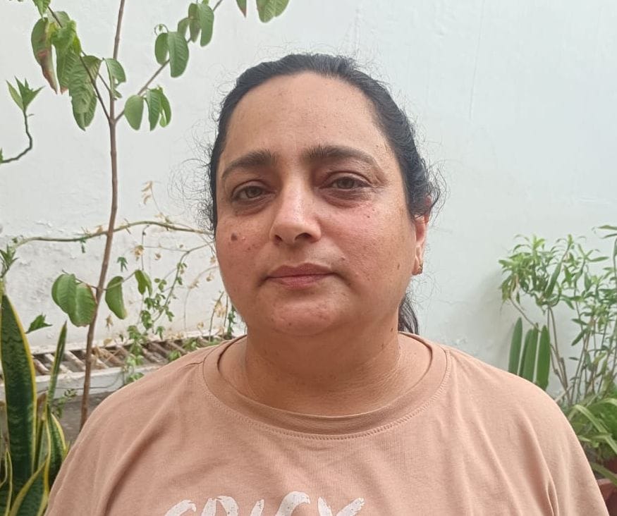 56-रोहतक स्थित डी पार्क पर अग्निकांड में आग बुझाने के लिए दुकान के पीछे से दूसरी मंजिल में काटी 56-रोहतक स्थित डी पार्क पर अग्निकांड में आग बुझाने के लिए दुकान के पीछे से दूसरी मंजिल में काटी