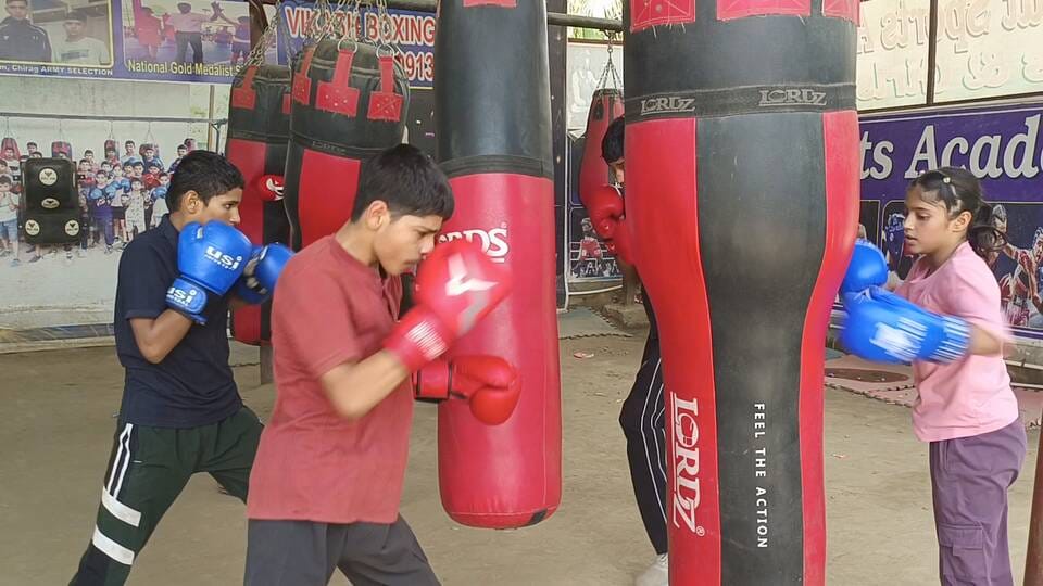 गोहाना के गढ़ी उजाले खां के राष्ट्रीय और अंतरराष्ट्रीय बॉक्सिंग चैंपियनशिप में पदक जीतने वाले खि