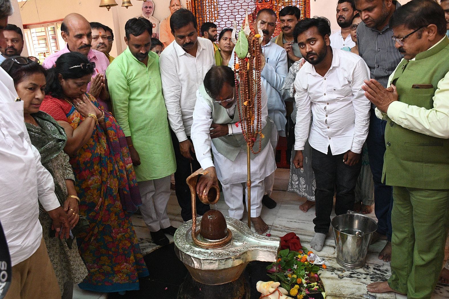 इंदिरा नगर भूतनाथ मंदिर में केंद्र सरकार के 12 साल पूरे होने पर भाजपा पूर्वी विधायक ओपी श्रीवास इंदिरा नगर भूतनाथ मंदिर में केंद्र सरकार के 12 साल पूरे होने पर भाजपा पूर्वी विधायक ओपी श्रीवास