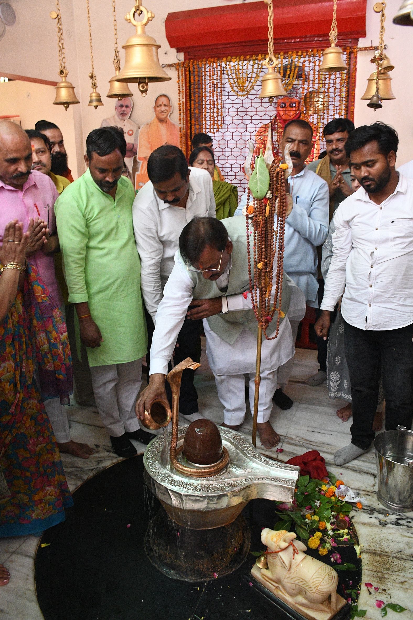 इंदिरा नगर भूतनाथ मंदिर में केंद्र सरकार के 12 साल पूरे होने पर भाजपा पूर्वी विधायक ओपी श्रीवास इंदिरा नगर भूतनाथ मंदिर में केंद्र सरकार के 12 साल पूरे होने पर भाजपा पूर्वी विधायक ओपी श्रीवास