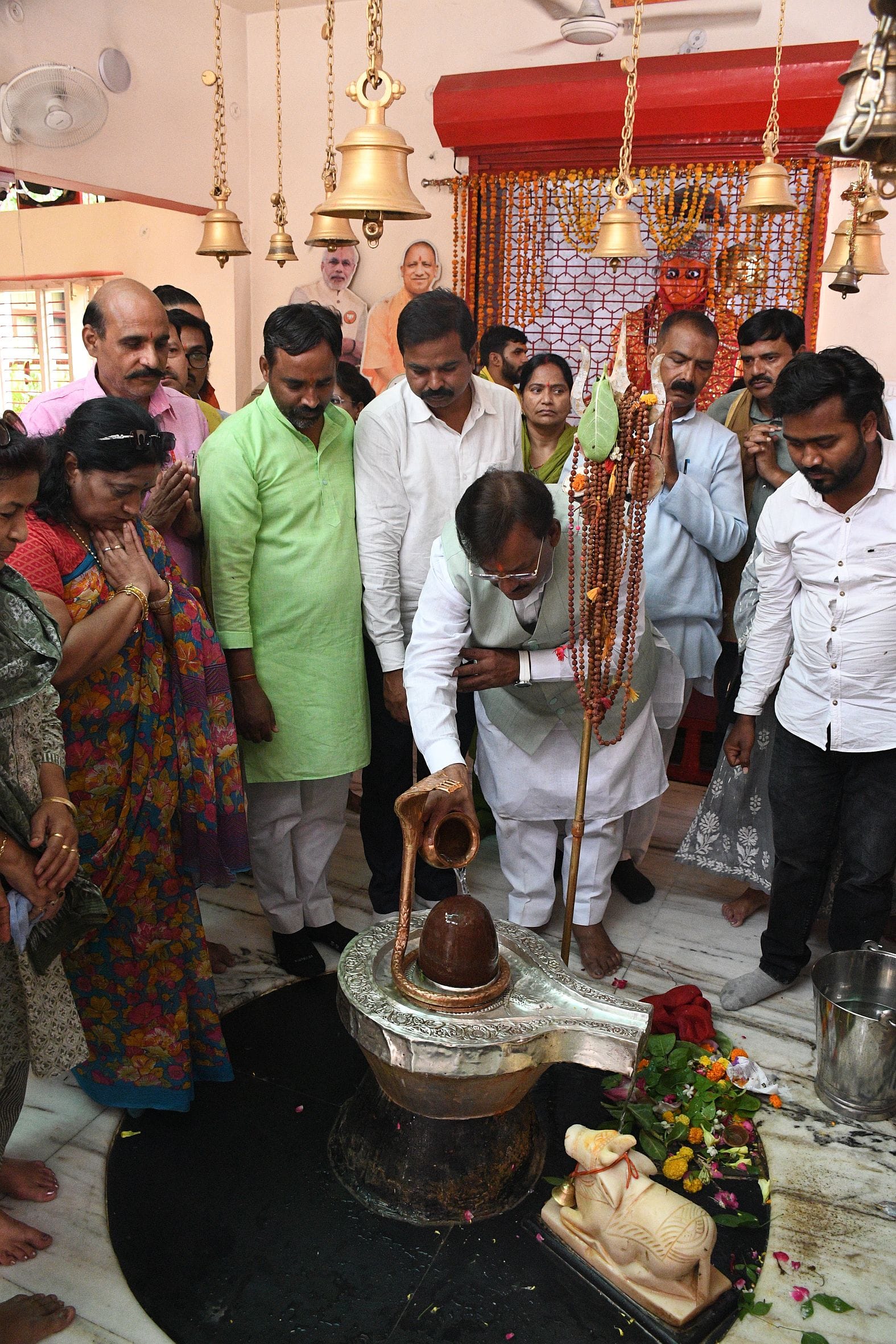 इंदिरा नगर भूतनाथ मंदिर में केंद्र सरकार के 12 साल पूरे होने पर भाजपा पूर्वी विधायक ओपी श्रीवास इंदिरा नगर भूतनाथ मंदिर में केंद्र सरकार के 12 साल पूरे होने पर भाजपा पूर्वी विधायक ओपी श्रीवास