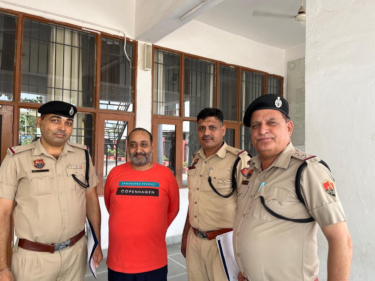 महामंडलेश्वर का पुराना फोटो