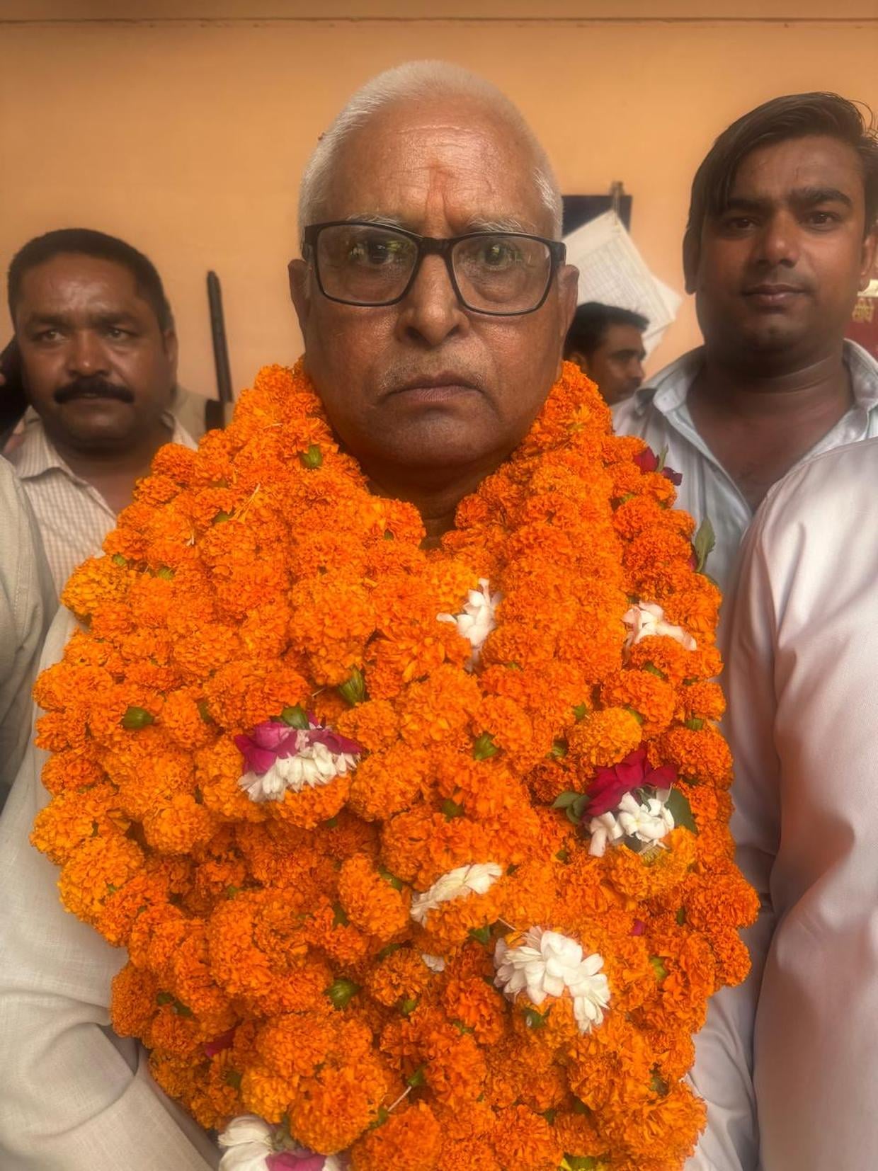 नवनिर्वाचित पदाधिकारी। नवनिर्वाचित पदाधिकारी।