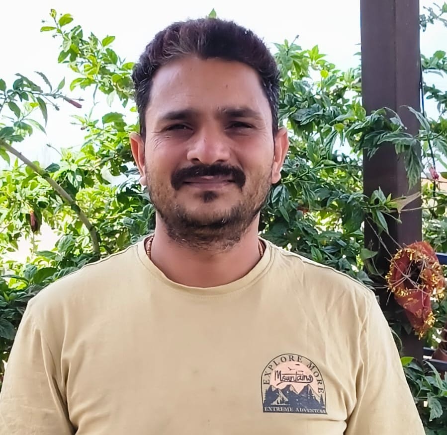 सनौली गांव का मुख्य द्वार। संवाद