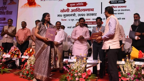 इंदिरा गांधी प्रतिष्ठान के सभागार में श्रम एवं सेवायोजन विभाग की ओर से हुआ विशेष आयोजन। इंदिरा गांधी प्रतिष्ठान के सभागार में श्रम एवं सेवायोजन विभाग की ओर से हुआ विशेष आयोजन।