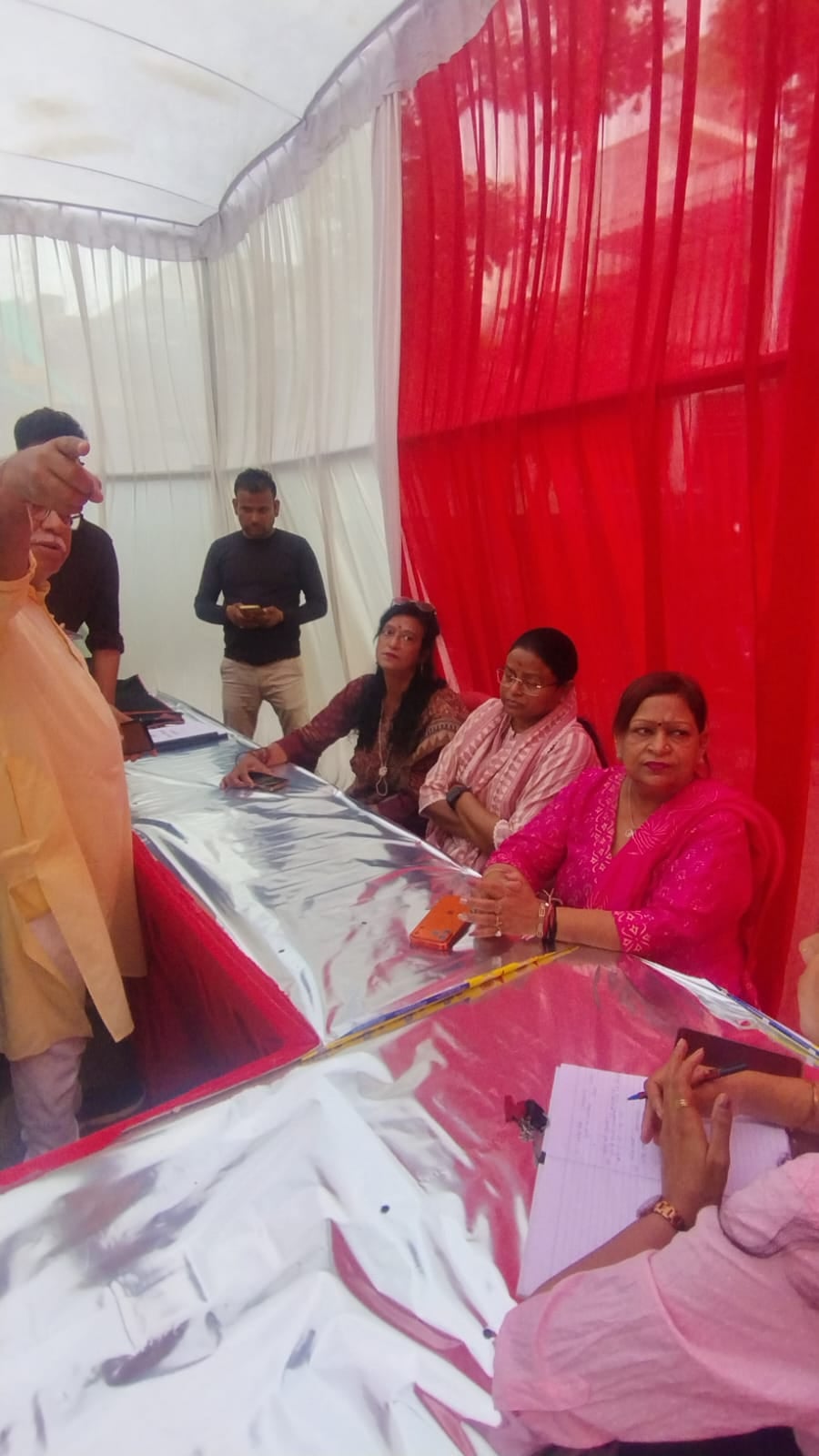 नगर निगम आपके द्वार कार्यक्रम नगर निगम आपके द्वार कार्यक्रम