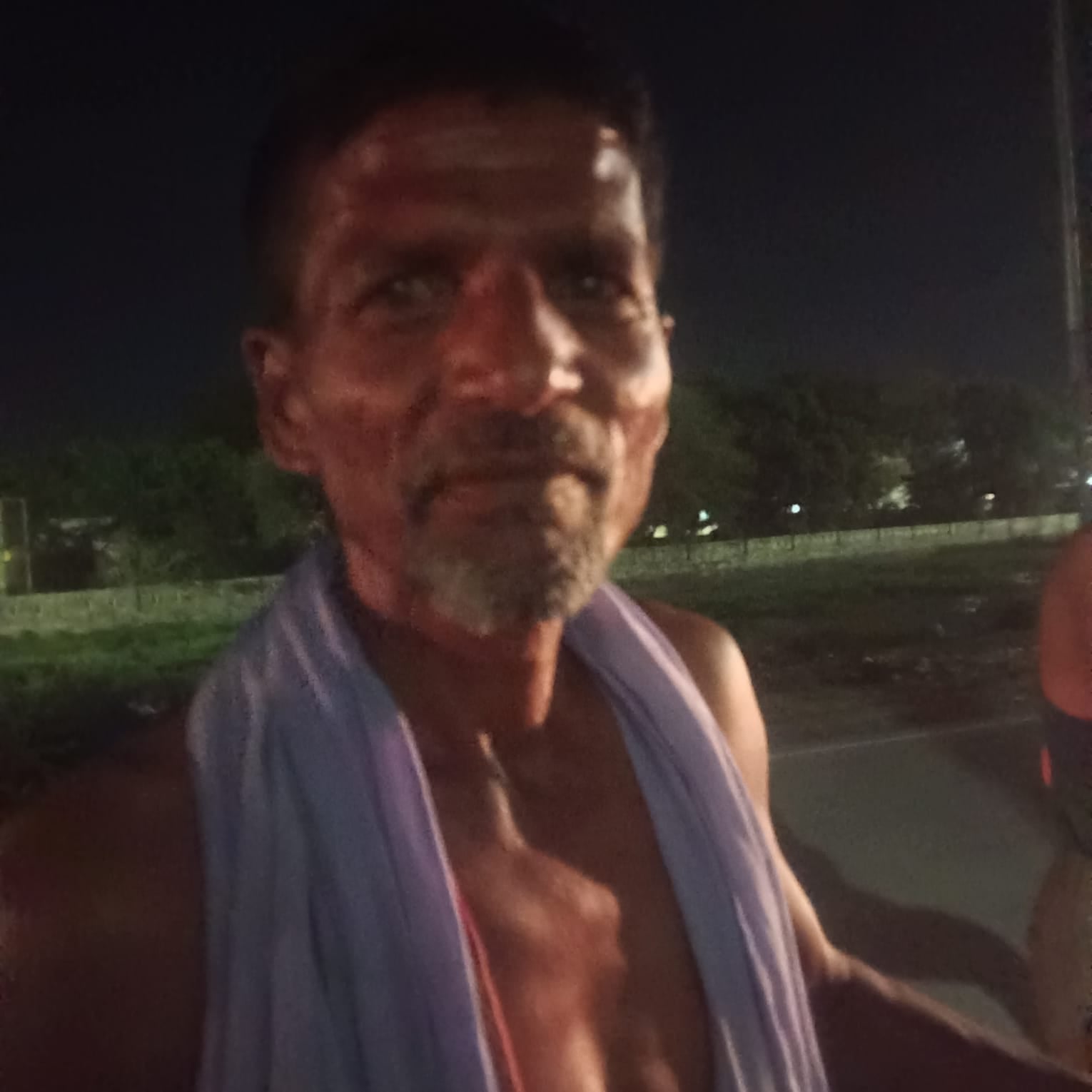 पश्चिम शरीरा चौराहे से जाने वाली मार्ग पर बंद पड़ी स्ट्रिट लाईटें। संवाद