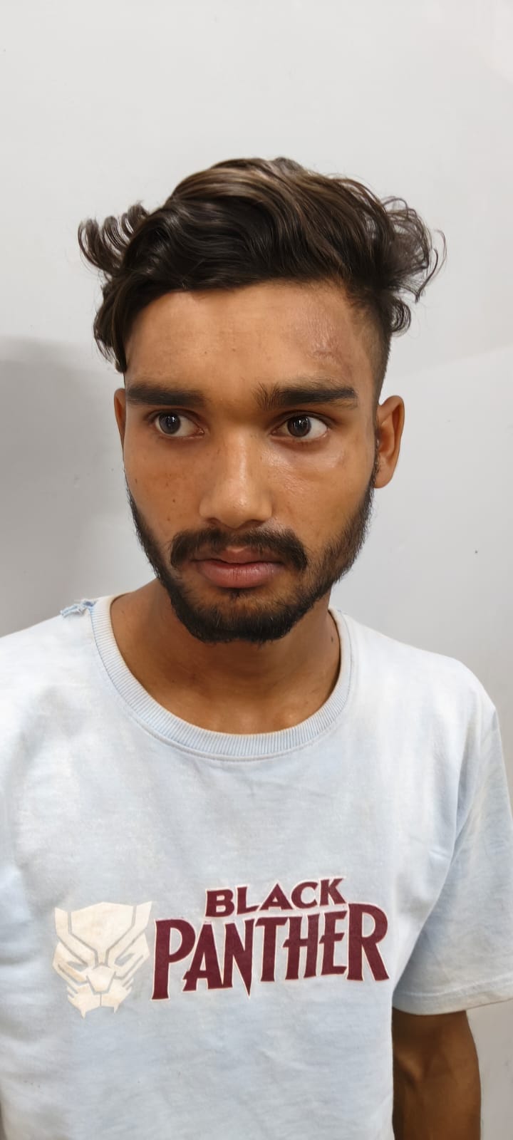रेप का आरोपी जेल से फरार।।।
