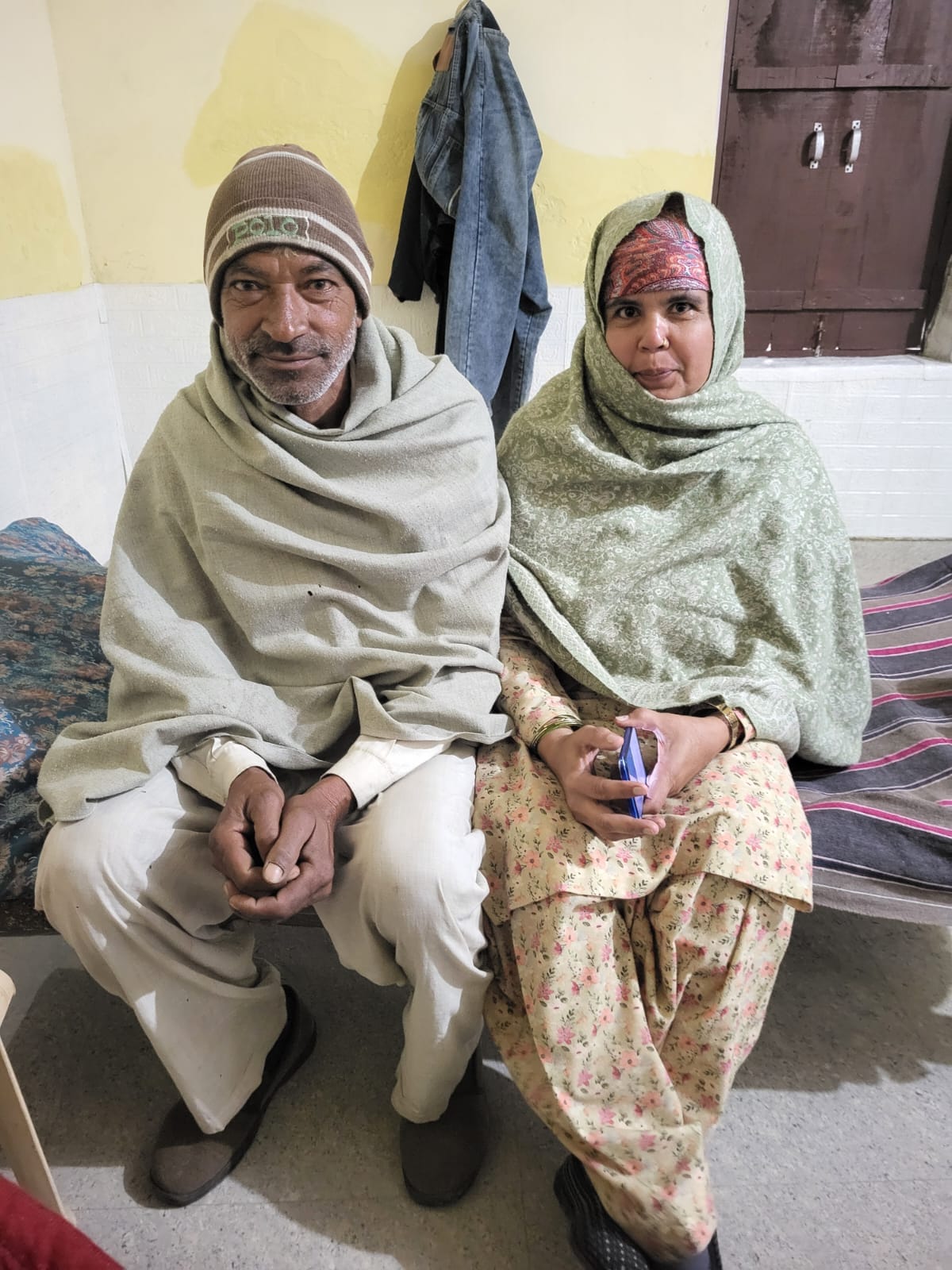 03-रोहतक के खिड़वाली गांव में तीन दिन से लापता किसान का तालाब (जोहड़) में बुलडोजर से शव तलाशते 