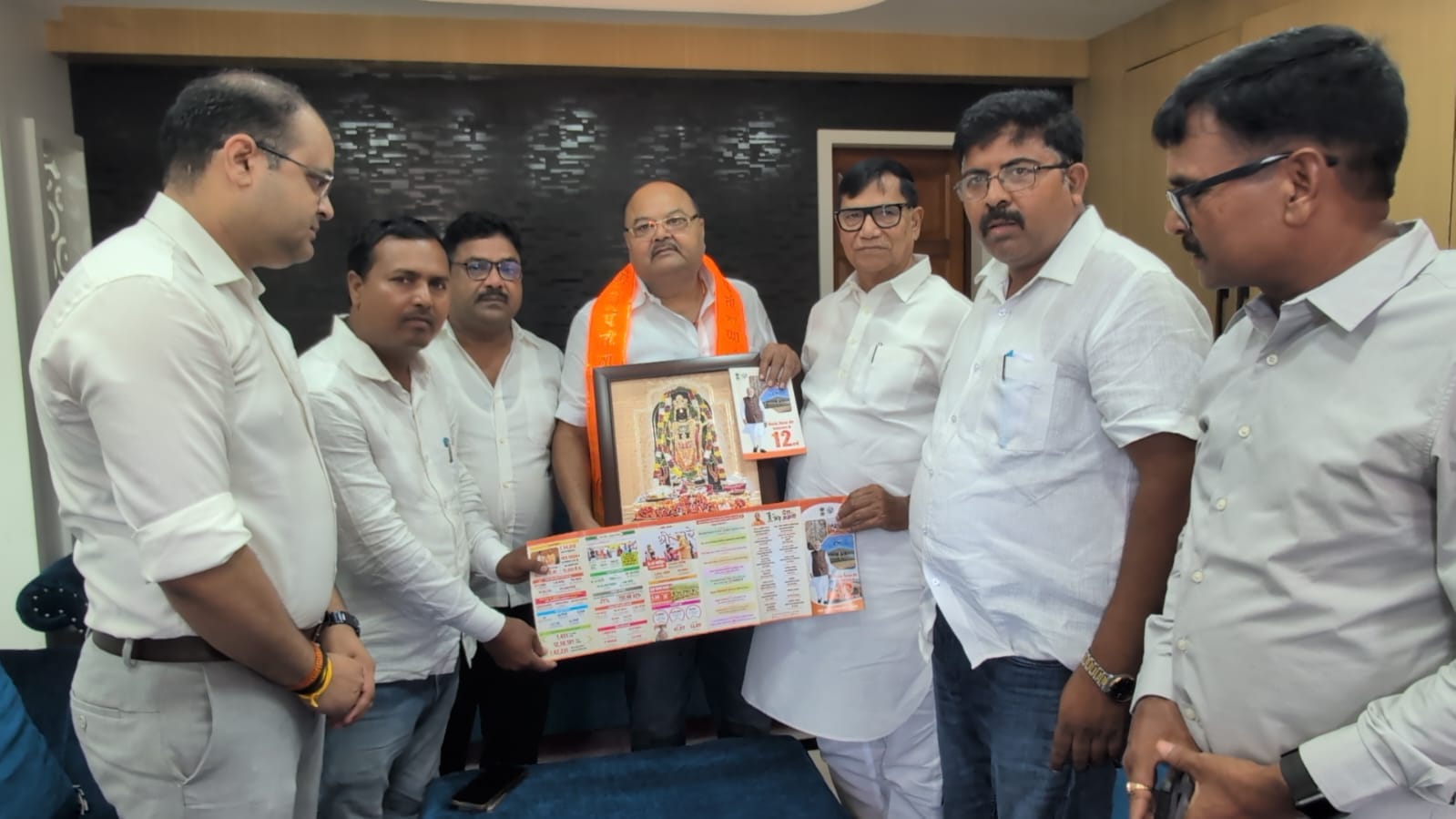 बदलापुर ब्लॉक में आयोजित जनकल्याण मेला में प्रदर्शनी का अवलोकन करती नगर पंचायत अध्यक्ष सीमा सिं बदलापुर ब्लॉक में आयोजित जनकल्याण मेला में प्रदर्शनी का अवलोकन करती नगर पंचायत अध्यक्ष सीमा सिं
