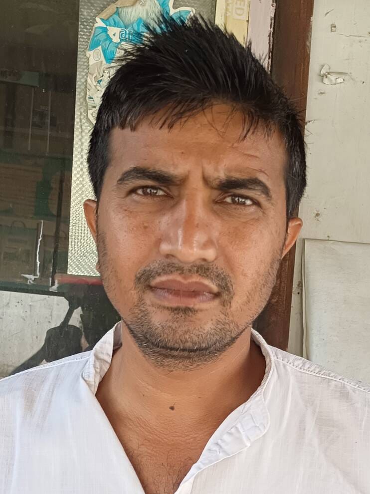 गढ़ी उजाले खां के पास विकसित हो रहा सेक्टर-16, जिससे किसानों के खेतों के रास्ता बंद हो गया। संवा गढ़ी उजाले खां के पास विकसित हो रहा सेक्टर-16, जिससे किसानों के खेतों के रास्ता बंद हो गया। संवा