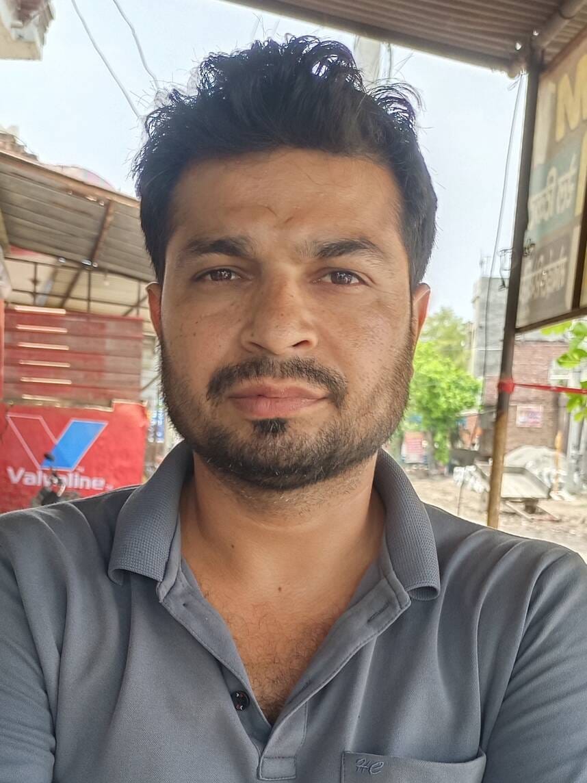 गोहाना के गांव गढ़ी उजाले खां का साइन बोर्ड। संवाद गोहाना के गांव गढ़ी उजाले खां का साइन बोर्ड। संवाद