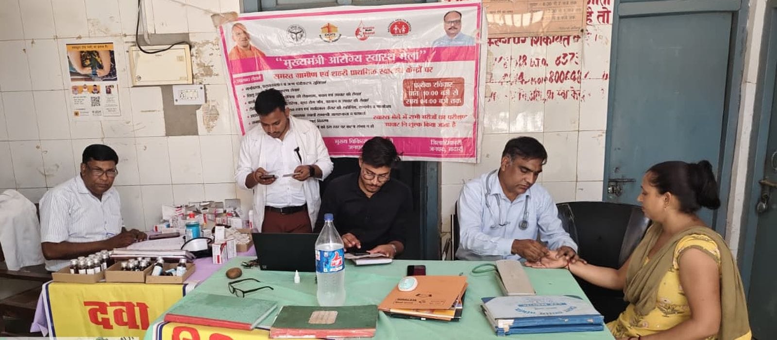 कछला पीएचसी का सीएमओ ने निरीक्षण किया। संवाद