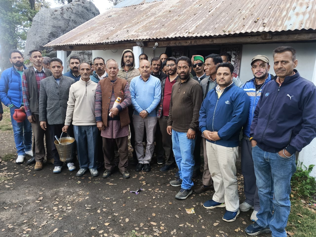ननखड़ी के कोट काली माता मंदिर में रविवार को माता के दर्शन को पहुंचे श्रद्धालु। संवाद ननखड़ी के कोट काली माता मंदिर में रविवार को माता के दर्शन को पहुंचे श्रद्धालु। संवाद