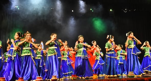 बिरजू महाराज कथक संस्थान की ओर से आयोजित ग्रीष्मकालीन कार्यशाला के समापन समारोह