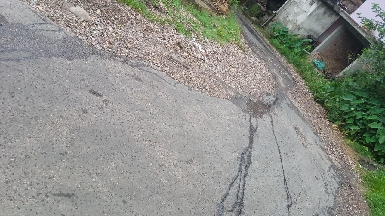 -बंदना देवी,ग्रामीण।