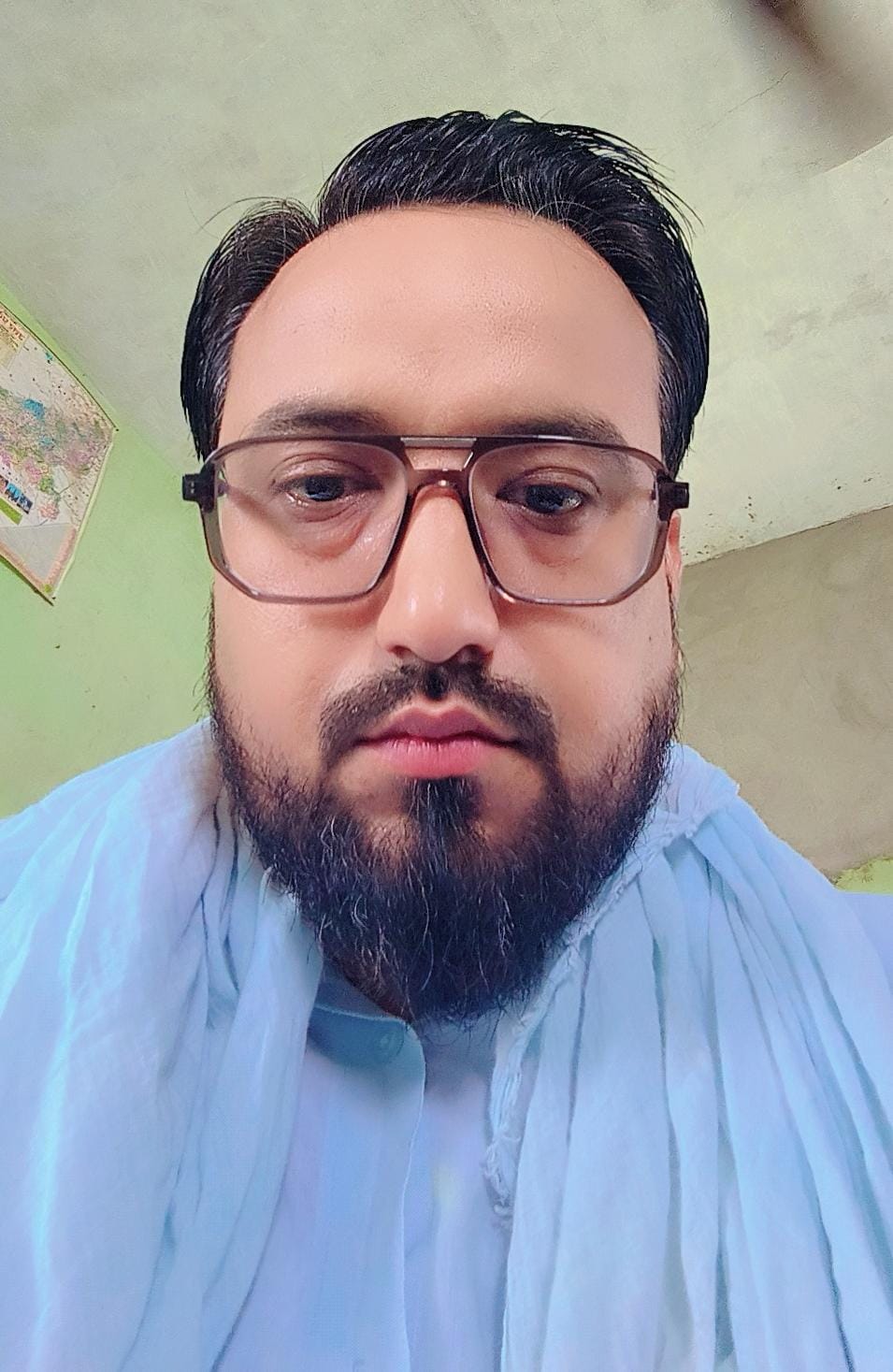 सिराथू कस्बे के धाता रोड में फुटपाथ पर लगी सब्जी की दुकानें सिराथू कस्बे के धाता रोड में फुटपाथ पर लगी सब्जी की दुकानें