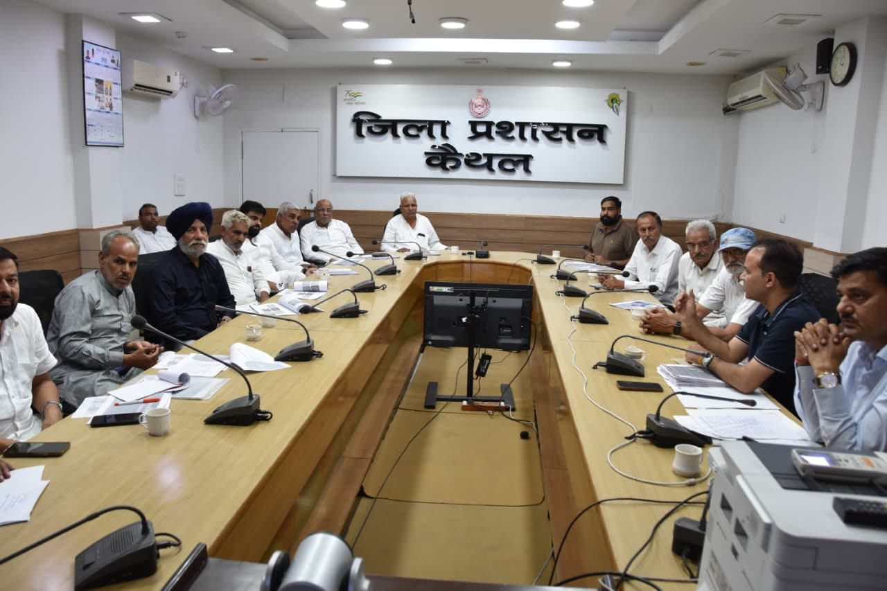 प्रशिक्षण के दौरान राजनीतिक दलों के बीएलए। आर्काइव