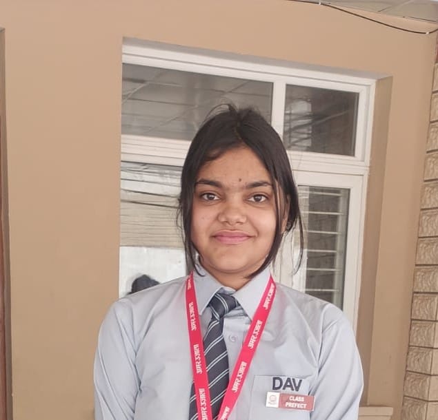 अमर उजाला भविष्य ज्योति सम्मान समारोह के दौरान मुख्यातिथि के साथ बच्चे। संवाद अमर उजाला भविष्य ज्योति सम्मान समारोह के दौरान मुख्यातिथि के साथ बच्चे। संवाद