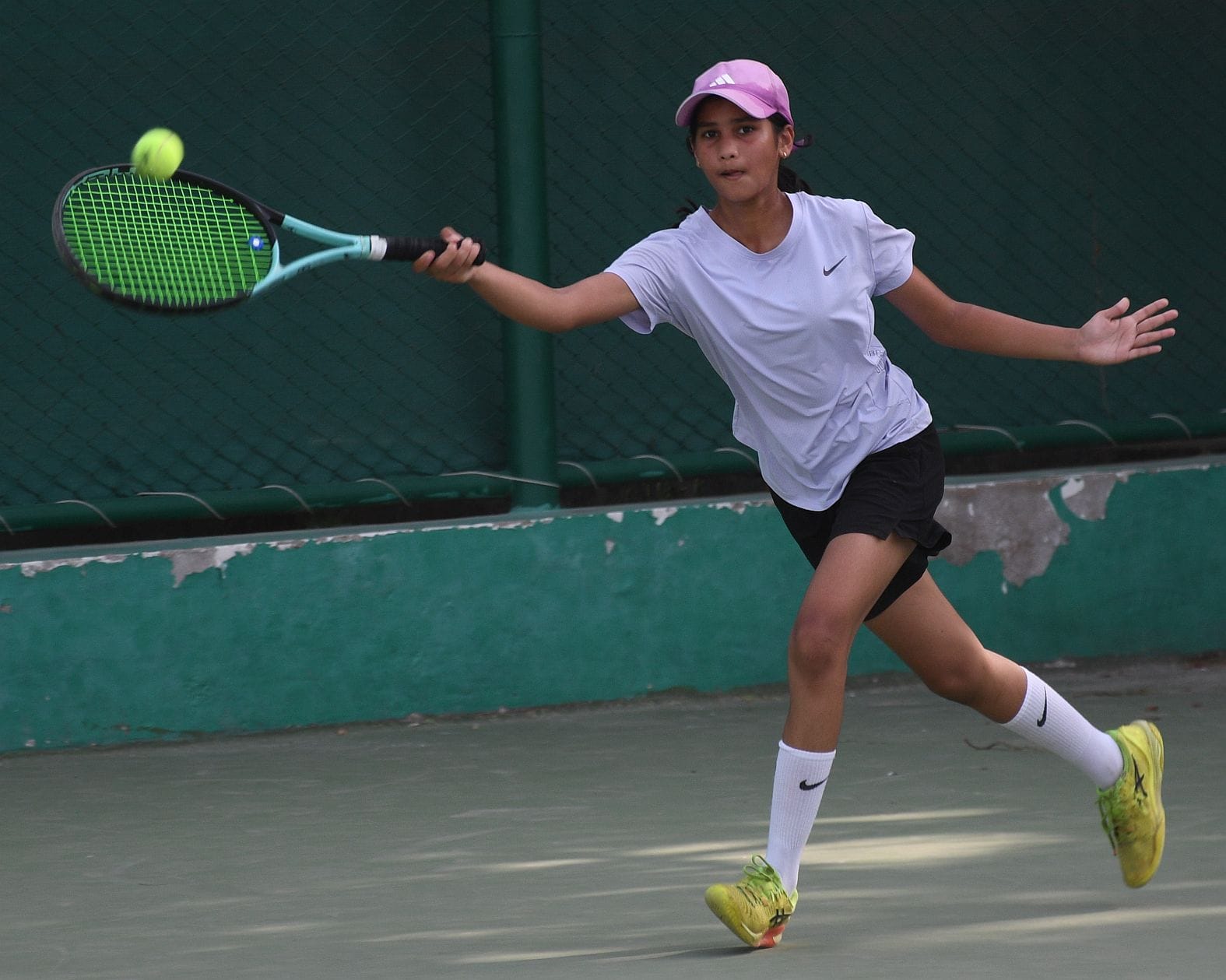 चैंपियनशिप में मंगलवार को उलटफेर भरे मुकाबले भी देखने को मिले। 