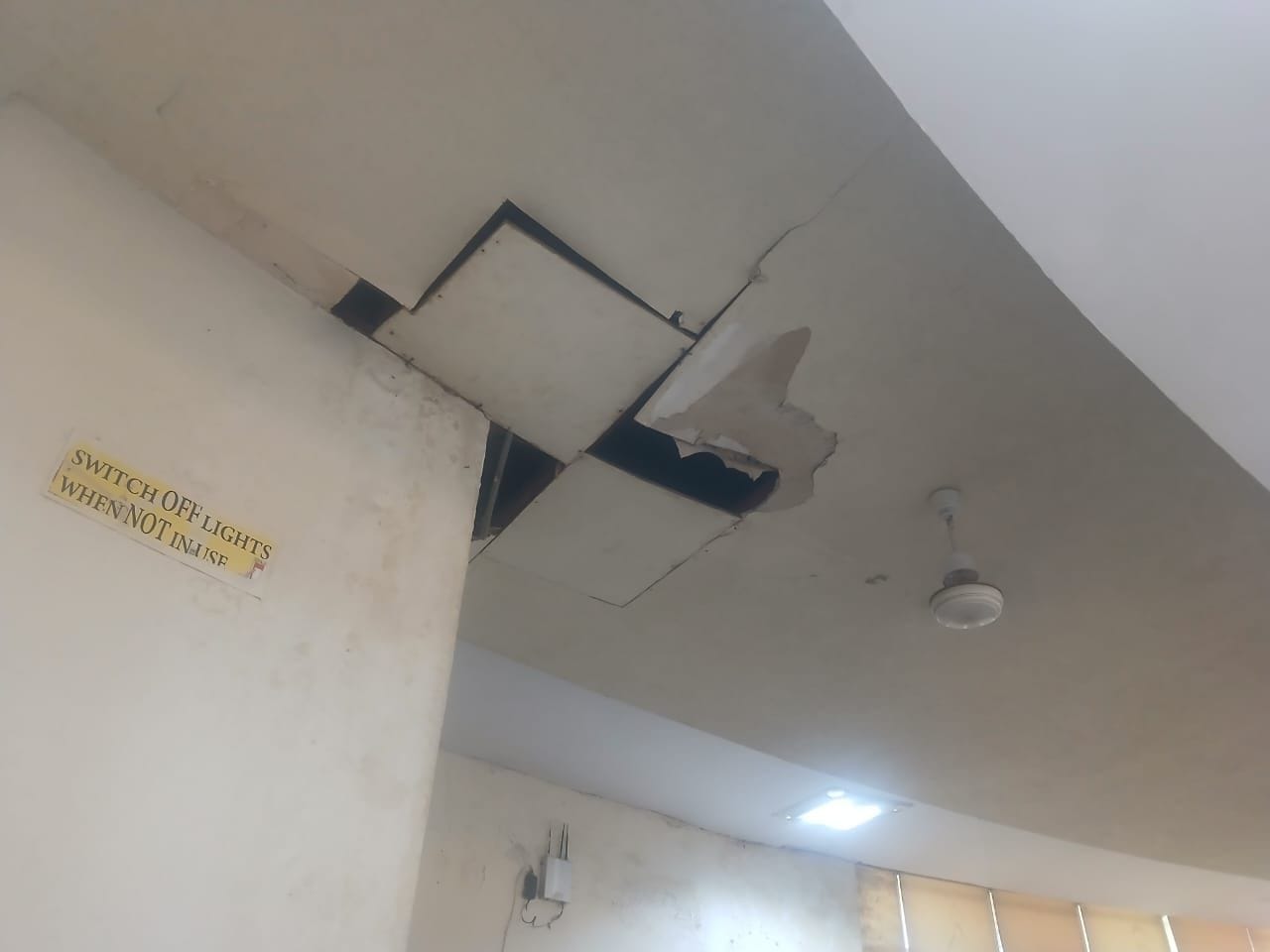 कुरुक्षेत्र। खस्ता हालत में पहुंची केयू के शिक्षा विभाग की इमारत। संवाद कुरुक्षेत्र। खस्ता हालत में पहुंची केयू के शिक्षा विभाग की इमारत। संवाद