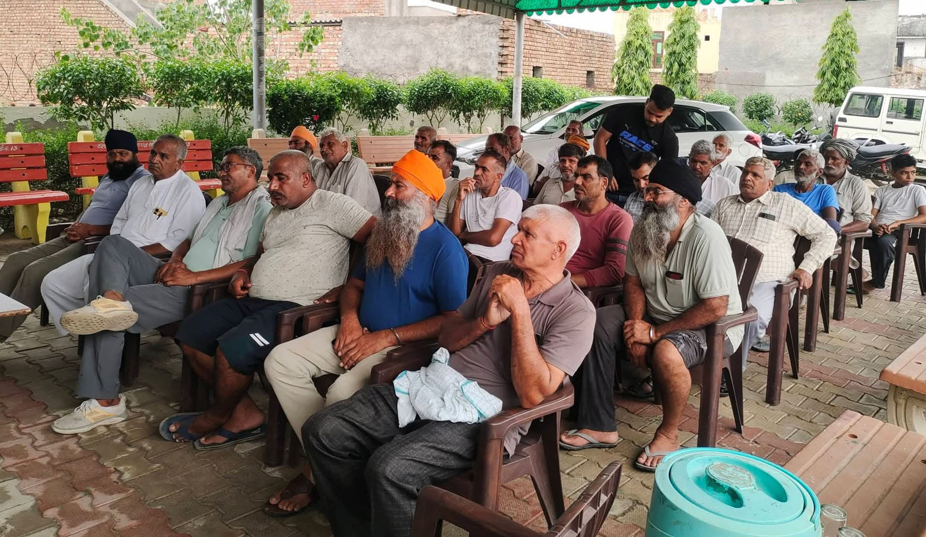 कार्यक्रम में मौजूद किसान