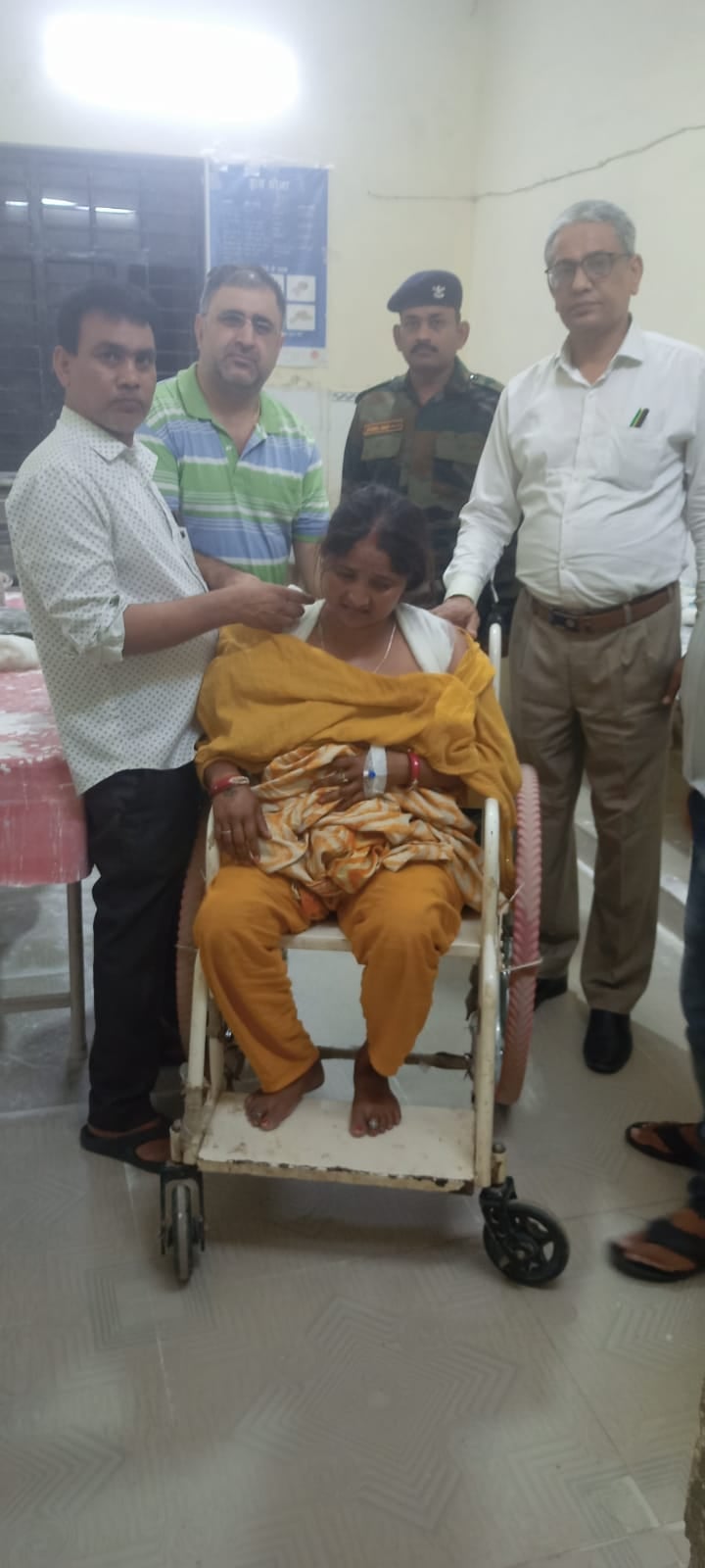 सड़क पर खड़े ट्रैक्टर ट्राली में पीछे से भिड़ी पिकअप वाहन। स्रोत: सोशल मीडिया सड़क पर खड़े ट्रैक्टर ट्राली में पीछे से भिड़ी पिकअप वाहन। स्रोत: सोशल मीडिया